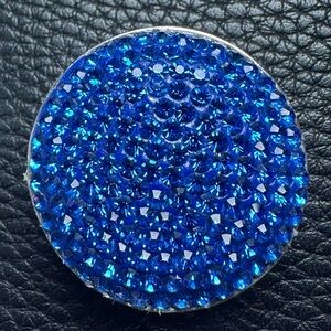 Magnolia and Vine 30mm Grand Dazzle Sapphire Snap